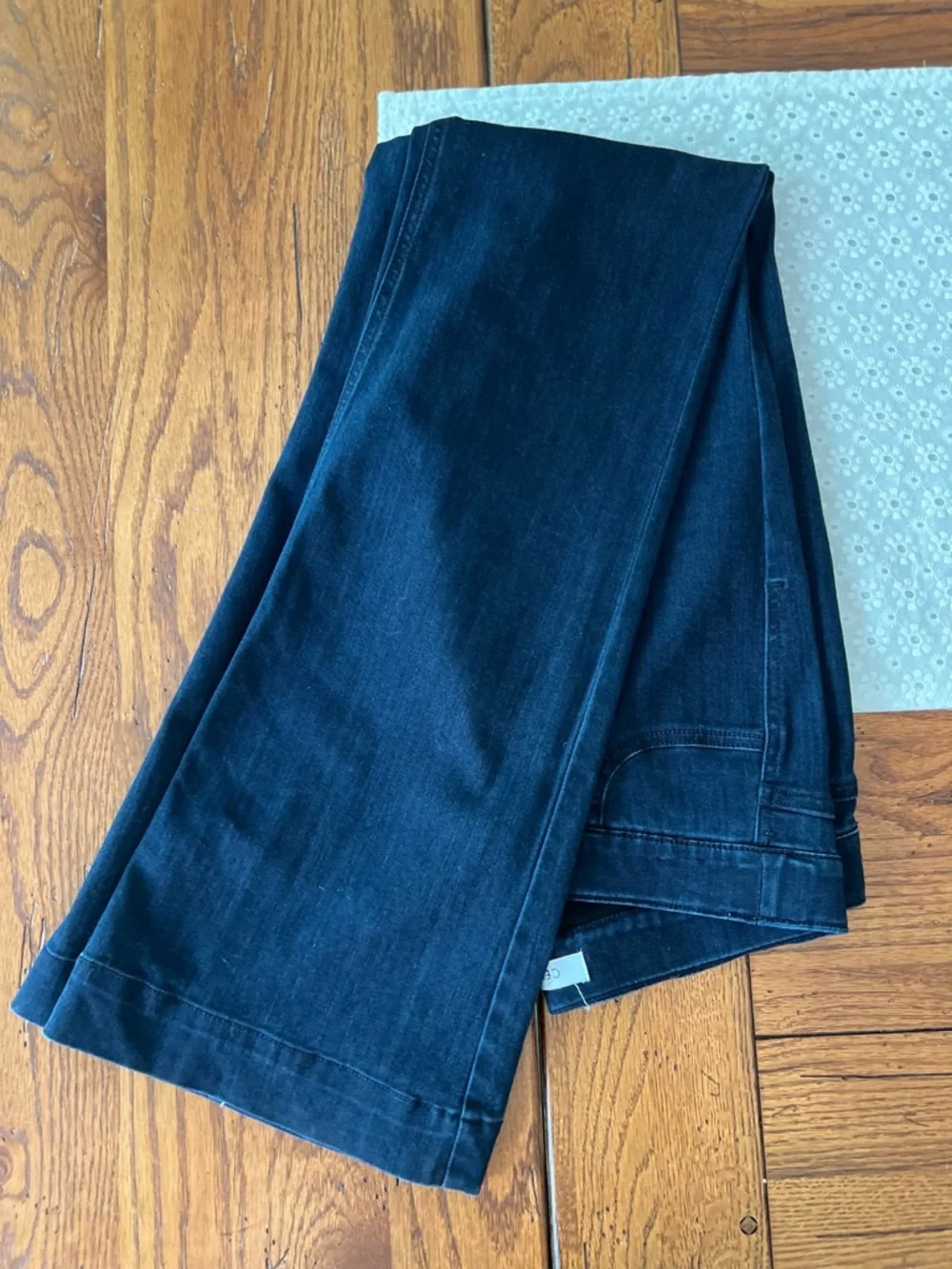 Cello Women's Pull On Dark Blue Flare Jeans - Picture 2 of 4